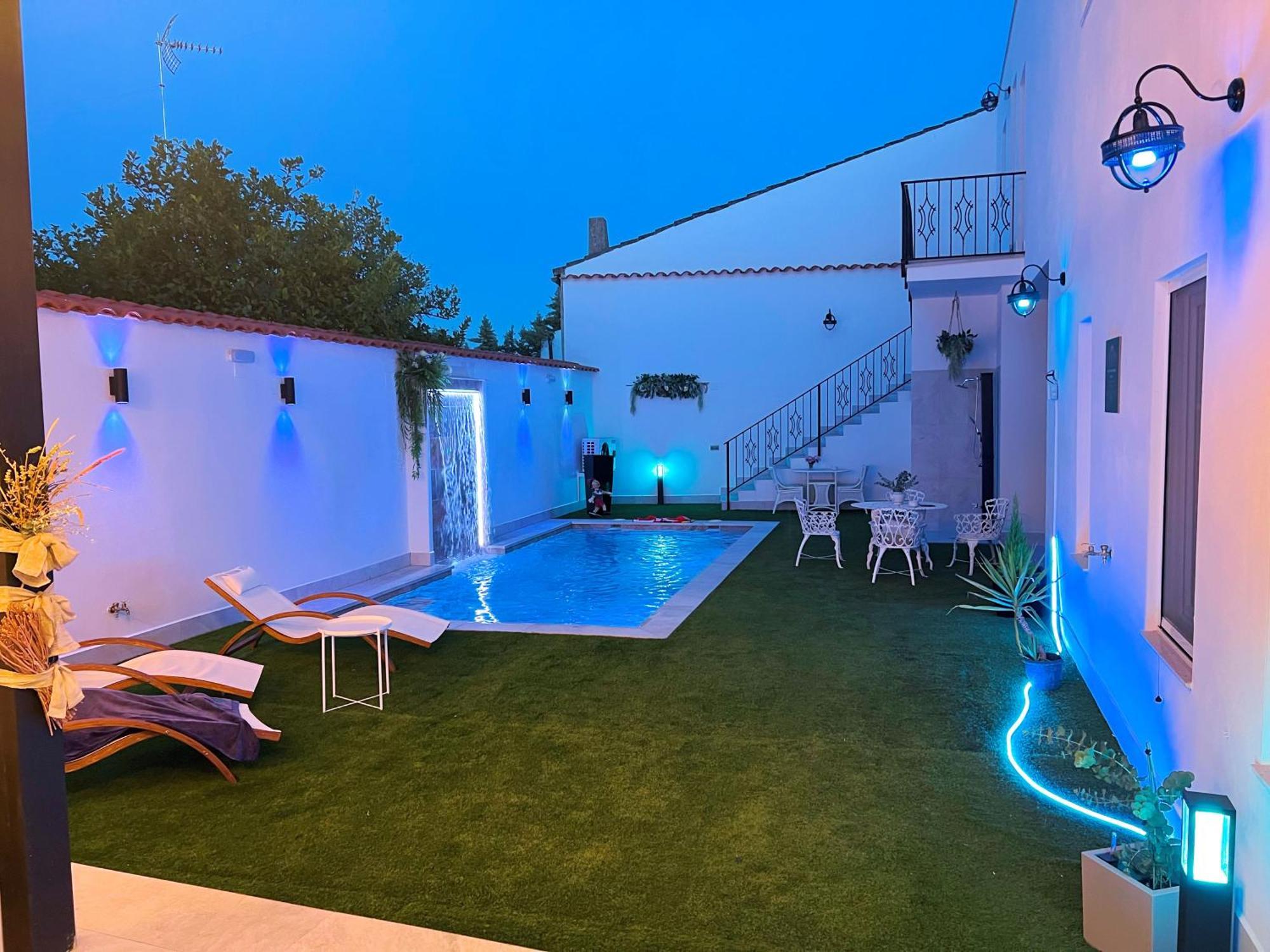 Hotel Boutique Iulia 5 Estrellas Medina de las Torres Exterior photo