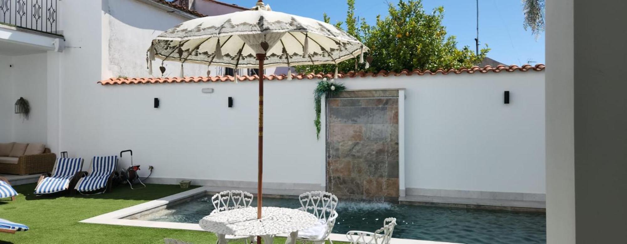 Hotel Boutique Iulia 5 Estrellas Medina de las Torres Exterior photo